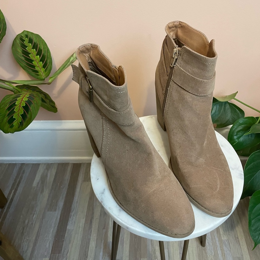 Tan Suede Universal Thread Booties